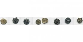 GAULE CELTIQUE, lot de 4 p.: Durocassi, bronze au loup (tbc/B à TB); Senones, potin à la tête d''Indien, potin à la grosse tête, bronze à l''aigle et ...