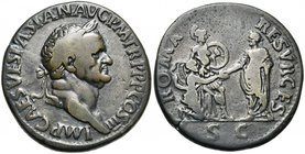 VESPASIEN (69-79), AE padouan, Giovanni Cavino. D/ IMP CAES VESPASIAN AVG PM TR P P P COS III T. l. à d. R/ ROMA RESVRGES/ SC L''empereur deb. à g., r...