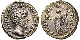 LUCIUS VERUS (161-169), AR denier, 161-162, Rome. D/ IMP L AVREL VERVS AVG T. à d. R/ PROV- DEOR TR P II COS II Providentia deb. à g., ten. un globe e...