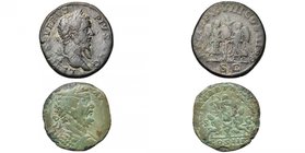SEPTIME SEVERE (193-211), lot de 2 sesterces frappés à Rome: 195, R/ Deux captifs assis de part et d''autre d''un trophée d''armes; 210, R/ Deux Victo...