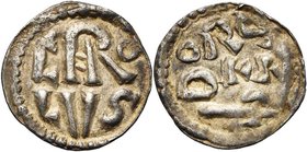 CAROLINGIENS, Charlemagne (768-814), AR denier, 768-793/794, Dorestad (Wijk-bij-Duurstede). D/ Dans le champ, CARO/LVS en deux lignes (A et R liés). R...