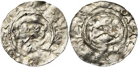 NEDERLAND, FRIESLAND, Godfried met de Baard, hertog van Nederlotharingen (†1069), AR denarius, ca. 1050. Vz/ Hoofd v.v. met baard. Kz/ Gebouw met krui...