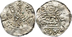 NEDERLAND, UTRECHT, Bisdom, Willem van Pont (1054-1076), AR denarius. Vz/ Bisschop met kruisscepter en kromstaf van voren. Links, drie punten rond een...