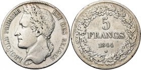 BELGIQUE, Royaume, Léopold Ier (1831-1865), AR 5 francs, 1844. Pos. B. Bogaert 206B. Rare Griffes. Nettoyé.

Beau à Très Beau / Fine - Very Fine