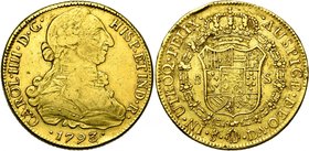 CHILI, Charles IV (1788-1808), AV 8 escudos, 1793DA, Santiago. Au portrait de Charles III. D/ B. dr. et cuir. à d. R/ Ecu couronné, entouré du collier...