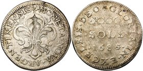 FRANCE, Royaume, Louis XIV (1643-1715), AR 30 sols de Strasbourg, 1685. D/ Grande fleur de lis. R/ Valeur et date dans le champ. Dupl. 1594; Gad. 183....