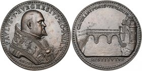 ITALIE, ETATS PONTIFICAUX, AE médaille, 1620 (an 16), G.A. Moro. Paul V - Reconstruction du pont de Ceprano. D/ B. à d. R/ CEPERANI PONS SVPER LIRIM/ ...