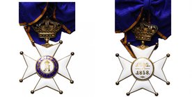 LUXEMBOURG, Ordre d''Adolphe de Nassau, catégorie civile, bijou de grand-croix et écharpe. Ecrin anonyme taché. Avec diplôme d''attribution en date du...