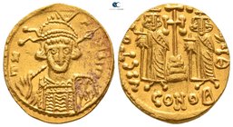 Constantine IV Pogonatus AD 668-685. Constantinople. Solidus AV