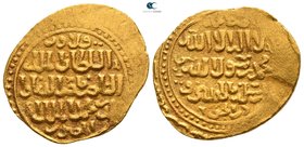 Al-Mansur Qalawun AD 1279-1290. AH 678 - 689. Hamah. Dinar AV