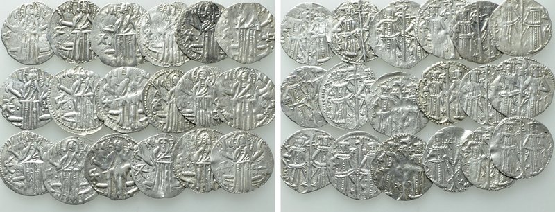 18 Medieval Coins. 

Obv: .
Rev: .

. 

Condition: See picture.

Weight...