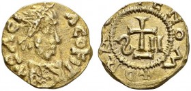 FRANCE. Mérovingiens. 
 Tiers de sou d'or (620-640), Gizia (Jura). Monétaire Dracolenus. Av. +GACIACOFIT. Buste à droite. Rv. +DRA[COIE]NOM. Croix su...