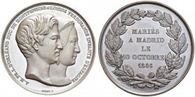 SPAIN. 
 Isabel II, 1833-1868. Copper medal 1846, by Borrel. Antoine d'Orléans wedding with Louise- Fernande de Bourbon. Hand and CUIVRE on the edge....