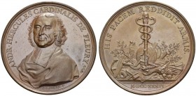 Genève / Genf. 
 Médaille en bronze 1736, par Dassier. Cardinal de Fleury, paix de 1735. Av. ANDR HERCULES CARDINALIS DE FLEURY ÆT 81. Buste de trois...