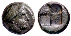 GRECHE - SICILIA - Siracusa (485-425 a.C.) - AE 10 - Testa di Aretusa a d. /R Quadripartito in incuso (AE g. 0,63)
qSPL