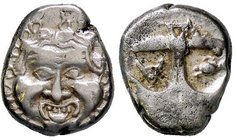 GRECHE - TRACIA - Apollonia Pontica - Dracma - Testa della Gorgone di fronte /R Ancora, nel campo gambero e lettera A S. Cop. 456 (AG g. 3,18)
BB