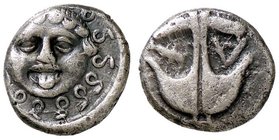 GRECHE - TRACIA - Apollonia Pontica - Dracma - Testa della Gorgone di fronte /R Ancora, nel campo gambero e lettera A S. Cop. 456 (AG g. 3,2)
BB/qBB