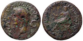 ROMANE IMPERIALI - Augusto (27 a.C.-14 d.C.) - Dupondio (Restituzione di Tiberio) - Testa radiata a s. /R Augusto seduto a s. con patera e ramo d'allo...