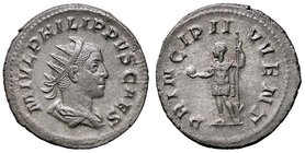 ROMANE IMPERIALI - Filippo II (247-249) - Antoniniano - Busto radiato e drappeggiato a d. /R L'Imperatore stante a s. con globo e lancia C. 48; RIC 21...