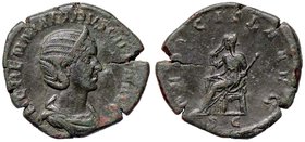 ROMANE IMPERIALI - Erennia Etruscilla (moglie di Traiano Decio) - Sesterzio - Busto diademato a d. su crescente /R Il Pudore seduto a s. si aggiusta i...