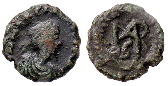 ROMANE IMPERIALI - Marciano (450-457) - AE 4 - Busto diademato a d. /R Monogramm...