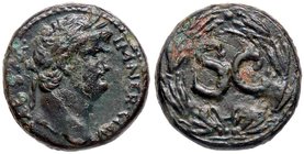 ROMANE PROVINCIALI - Nerone (54-68) - AE 22 (Antiochia ad Orontem) - Testa laureata a d. /R SC entro corona S. Cop. 161; C. 426 (AE g. 9,04)
BB+