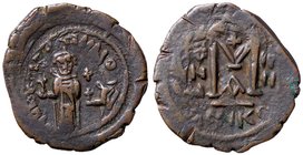 BIZANTINE - Eraclio e Eraclio Costantino (613-638) - Follis (Nicomedia) - Eraclio e Eraclio Costantino stanti con globo crucigero /R M sormontata da c...