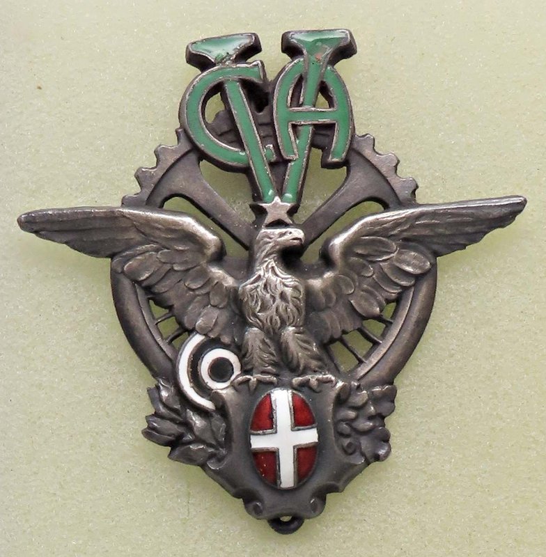 MEDAGLIE - SAVOIA - Vittorio Emanuele III (1900-1943) - Distintivo Volontari-Cic...