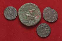 LOTTI - Imperiali Sesterzio di Commodo, bronzetto di Claudio II, Costante, Costanzo I Lotto di 4 monete
MB÷SPL