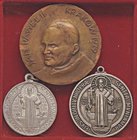 LOTTI - Medaglie RELIGIOSE - Lotto di 3 medaglie (una in terracotta)
BB÷SPL