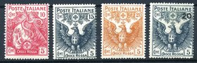 AREA ITALIANA - ITALIA REGNO - Posta Ordinaria 1915 Pro Croce Rossa (102/05) Cat. 200 €
NN