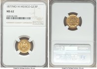 Republic gold 2-1/2 Pesos 1877 Mo-M MS62 NGC, Mexico City mint, KM411.5. A pleasing representative with some small die flaws visible on the word REPUB...