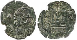 BYZANTINE EMPIRE: Justinian II, First reign, 685-695, AE follis (3.44g), Syracuse, Sicily, S-1303, Justinian standing, in military dress, wearing plum...