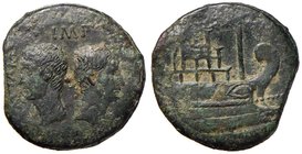 Ottaviano – Dupondio (Vienne, 30 a.C.) Teste contrapposte di Ottaviano e Cesare - R/ Prua a d. – RPC 517 Æ (g 20,43) 

BB+