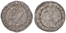 NAPOLI Ferdinando I d’Aragona (1458-1494) Coronato sigla I – MIR 70/2 AG (g 4,00) Ribattuto al D/, bella patina scura

SPL