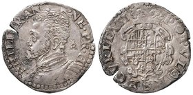 NAPOLI Filippo II (1554-1598) Tarì con POPVLOR SECVRITATI – MIR 163/3 AG (g 6,00) Frattura del tondello 

qSPL