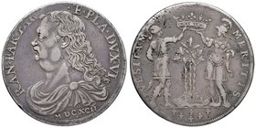 PARMA Ranuccio II Farnese (1646-1694) Ducatone 1692 – MIR 1035 AG (g 31,78) RR Ex Nomisma 51, lotto 1627. Difetto di conio al D/ 

BB