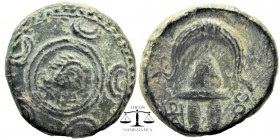 Macedonian Kingdom. Anonymous issues. Ca. 323-310 B.C. AE
Macedonian shield
Macedonian helmet; star below.
Sear 6780,
4,78 gr. 16 mm