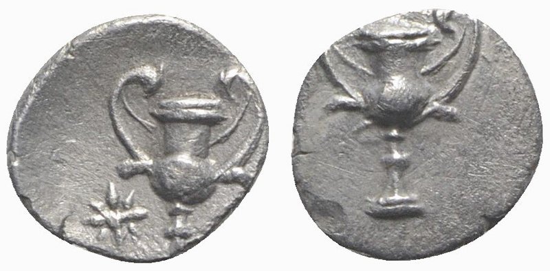 Southern Apulia, Tarentum, c. 280-228 BC. AR Obol (9mm, 0.41g, 7h). Kantharos; t...