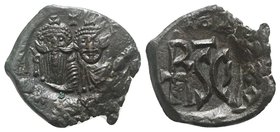 Heraclius (610-641). Æ 40 Nummi (26mm, 5.92g, 6h). Syracuse, 630-637. Crowned and draped facing busts of Heraclius and Heraclius Constantine; cross ab...