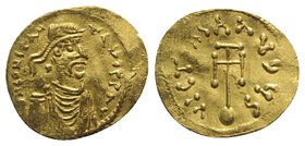 Constans II (641-668). AV Semissis (18.5mm, 2.16g, 6h). Constantinople. Diademed, draped and cuirassed bust r. R/ Cross potent set on globe. MIB 50; D...