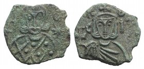 Leo V and Constantine (813-820). Æ 40 Nummi (19mm, 2.50g, 6h). Syracuse. Crowned facing bust of Leo, wearing loros and holding cross potent; star in r...