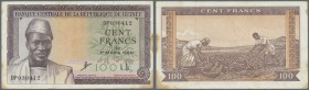 Guinea: bundle of 100 banknotes 100 Francs 1960 P. 13. All notes in that bundle are not consecutive and condition F. (100 pcs)