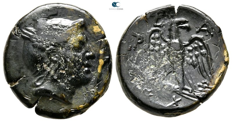 Kings of Macedon. Pella or Amphipolis. Perseus 179-168 BC. 
Bronze Æ

21 mm.,...