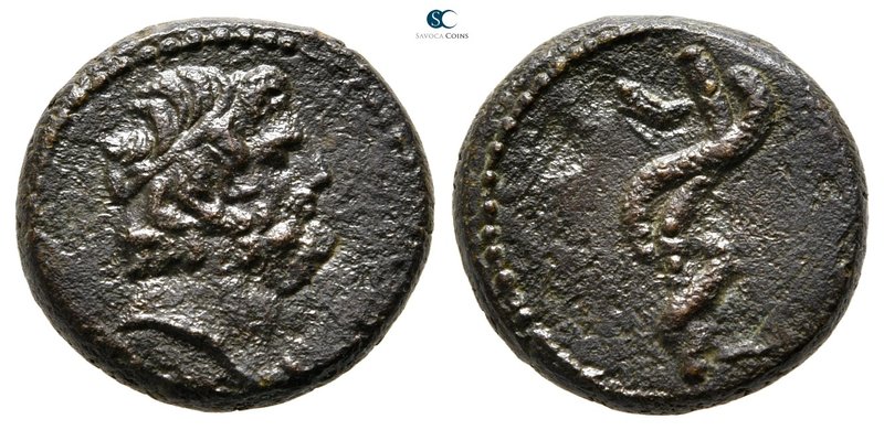 Mysia. Pergamon circa 150-120 BC. 
Bronze Æ

18 mm., 4,65 g.



very fine...