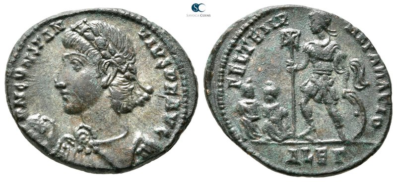 Constantius II AD 337-361. Alexandria
Follis Æ

21 mm., 4,09 g.



good v...