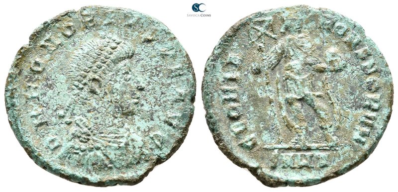 Honorius AD 393-423. Nicomedia
Follis Æ

22 mm., 4,43 g.



very fine