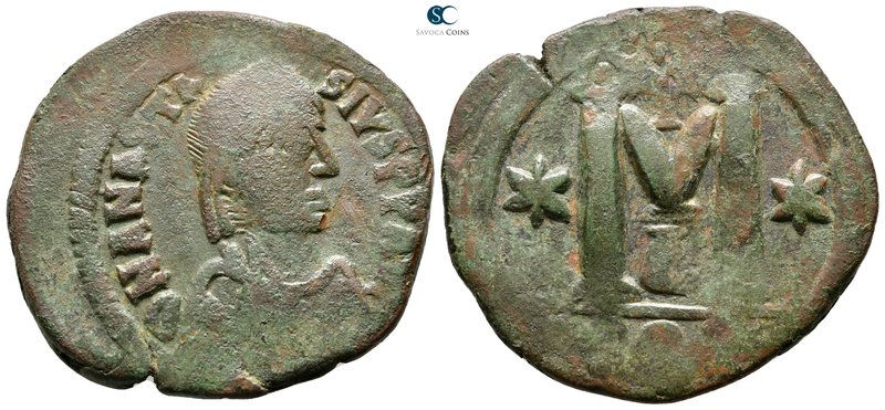 Anastasius I AD 491-518. Constantinople
Follis Æ

35 mm., 17,05 g.



nea...