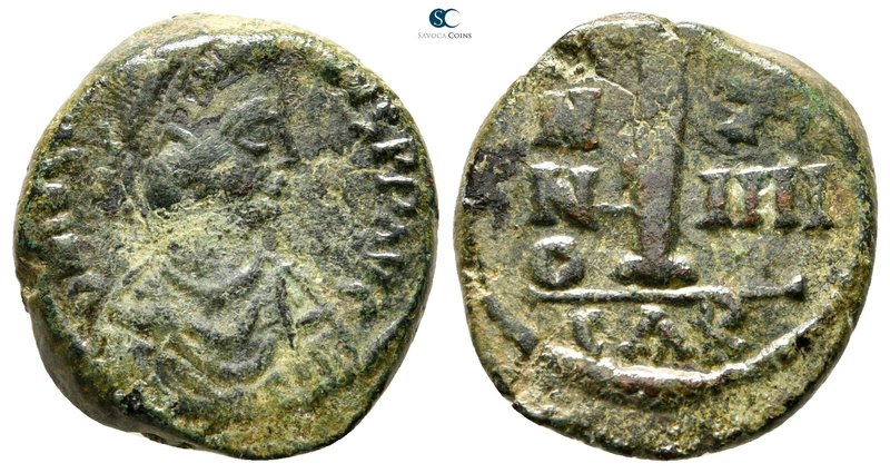 Justinian I AD 527-565. Carthago
Decanummium Æ

18 mm., 4,66 g.



nearly...