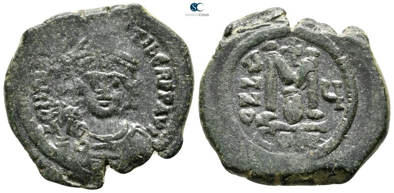 Maurice Tiberius AD 582-602. Constantinople
Follis Æ

28 mm., 11,63 g.


...